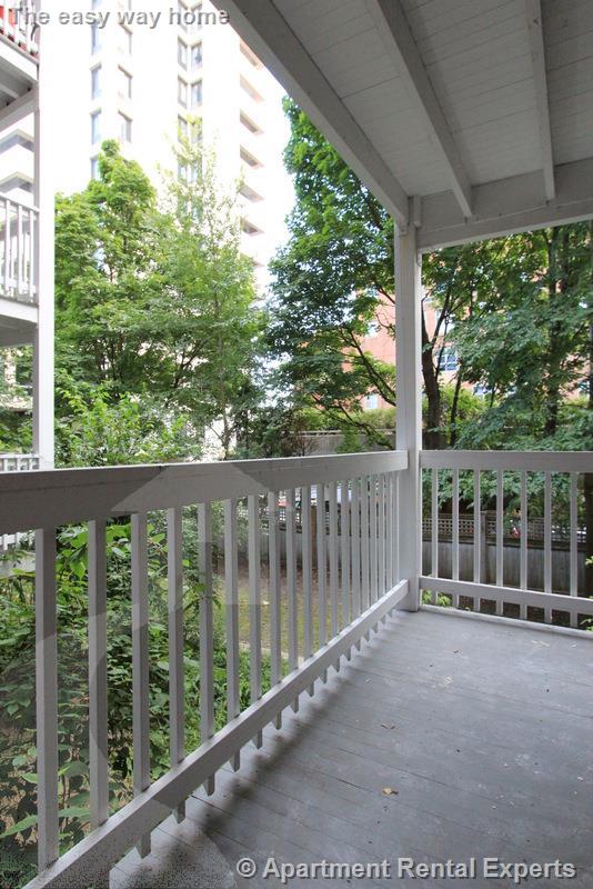 14 Centre St, Central Square