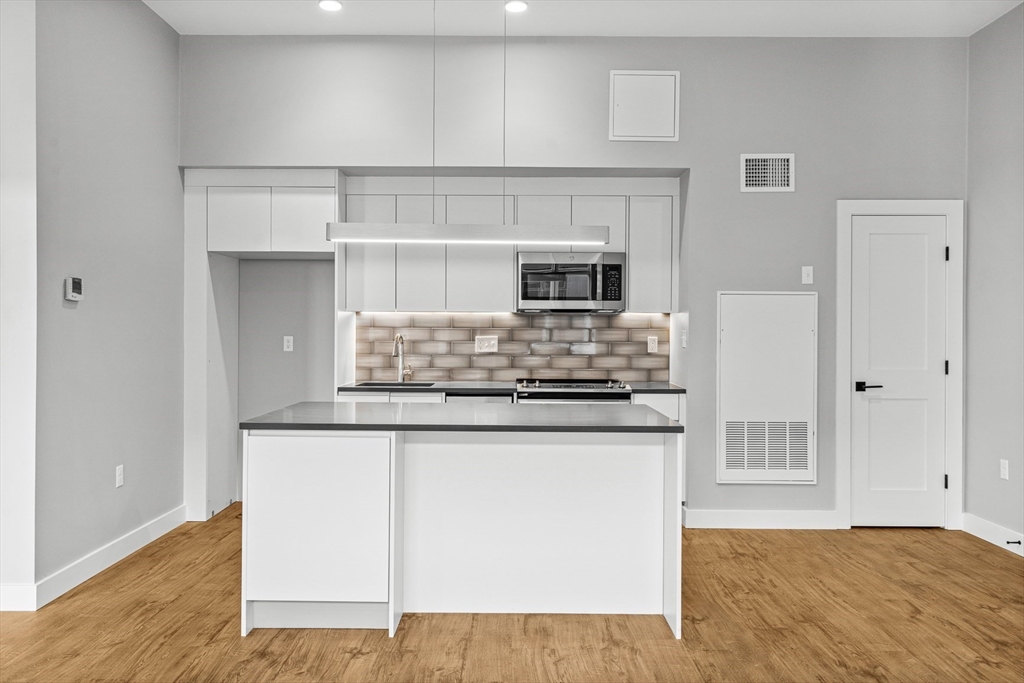 524 Main St, Melrose