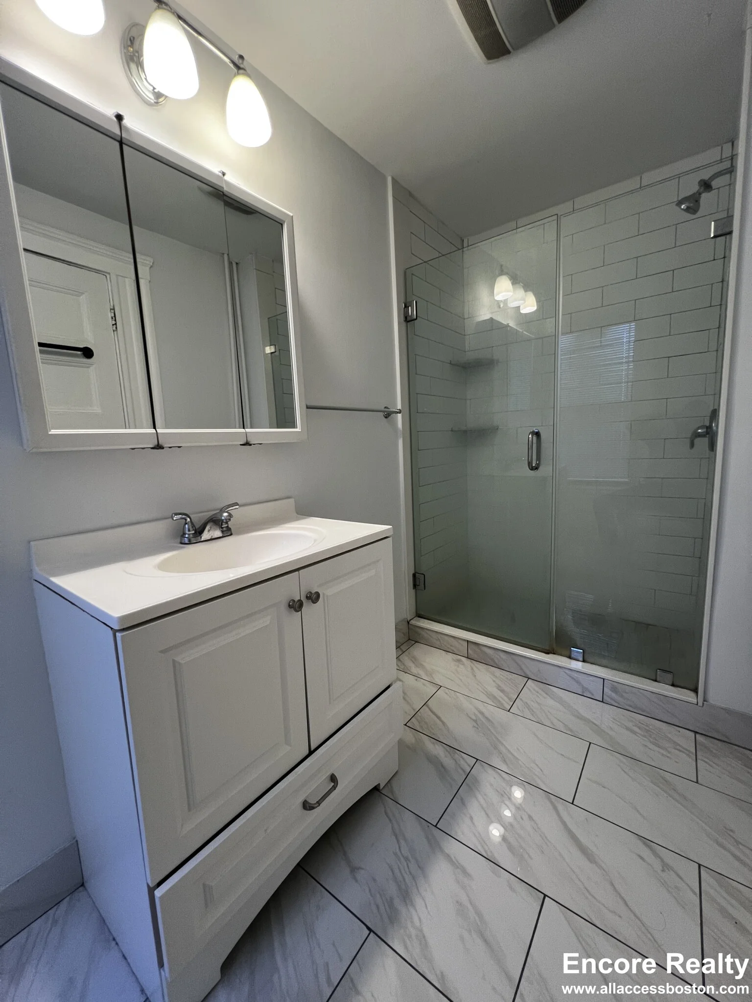 9 Upland Rd, Neighborhood Nine