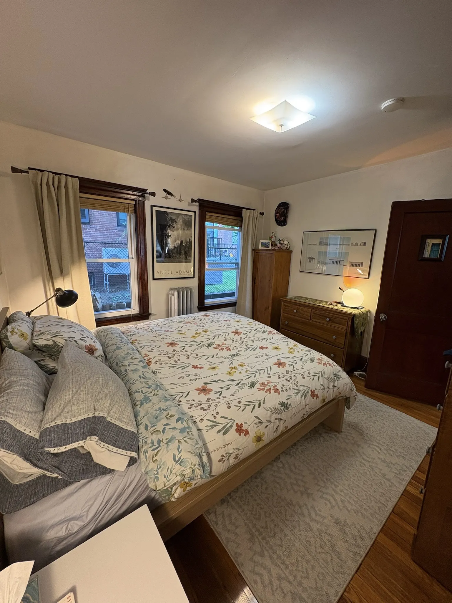 17 Sunset St, Mission Hill