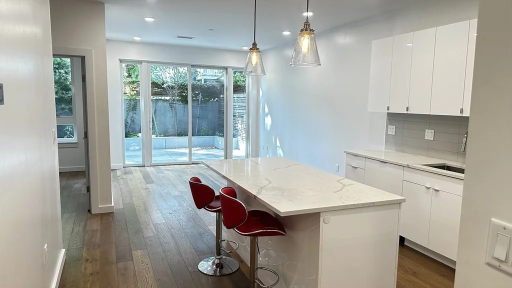 97 Elmwood, North Cambridge