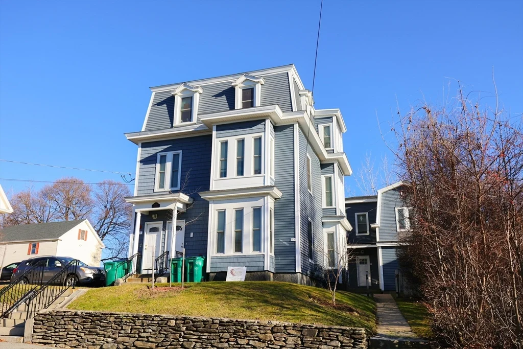 29-33 Highland Ave, Fitchburg