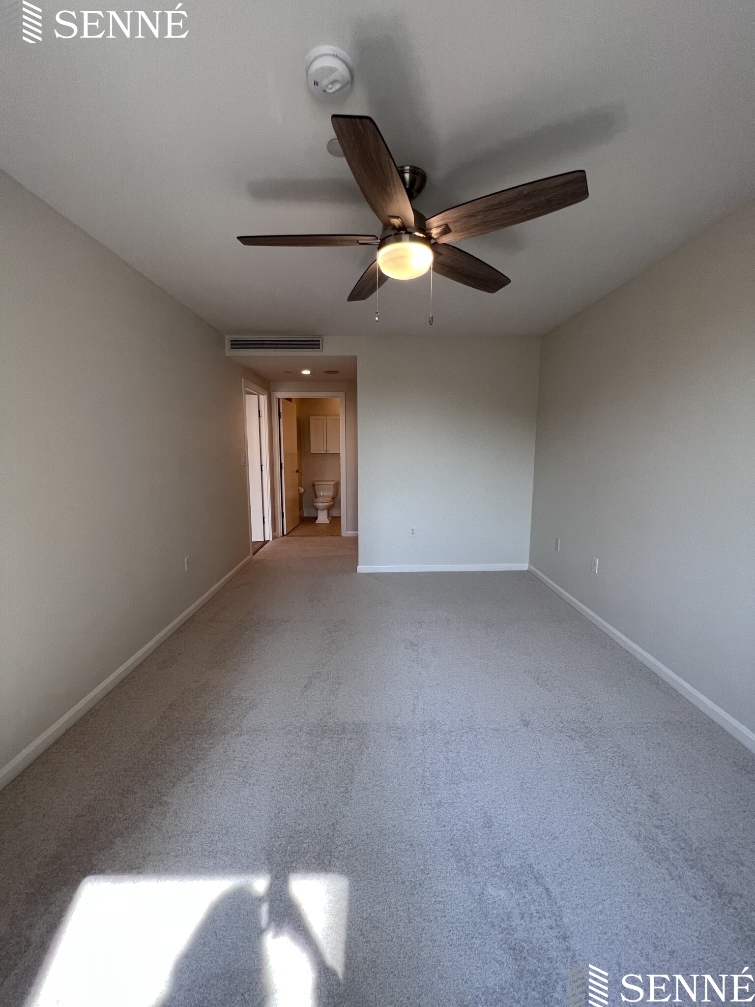 1008 Massachusetts Ave, Riverside