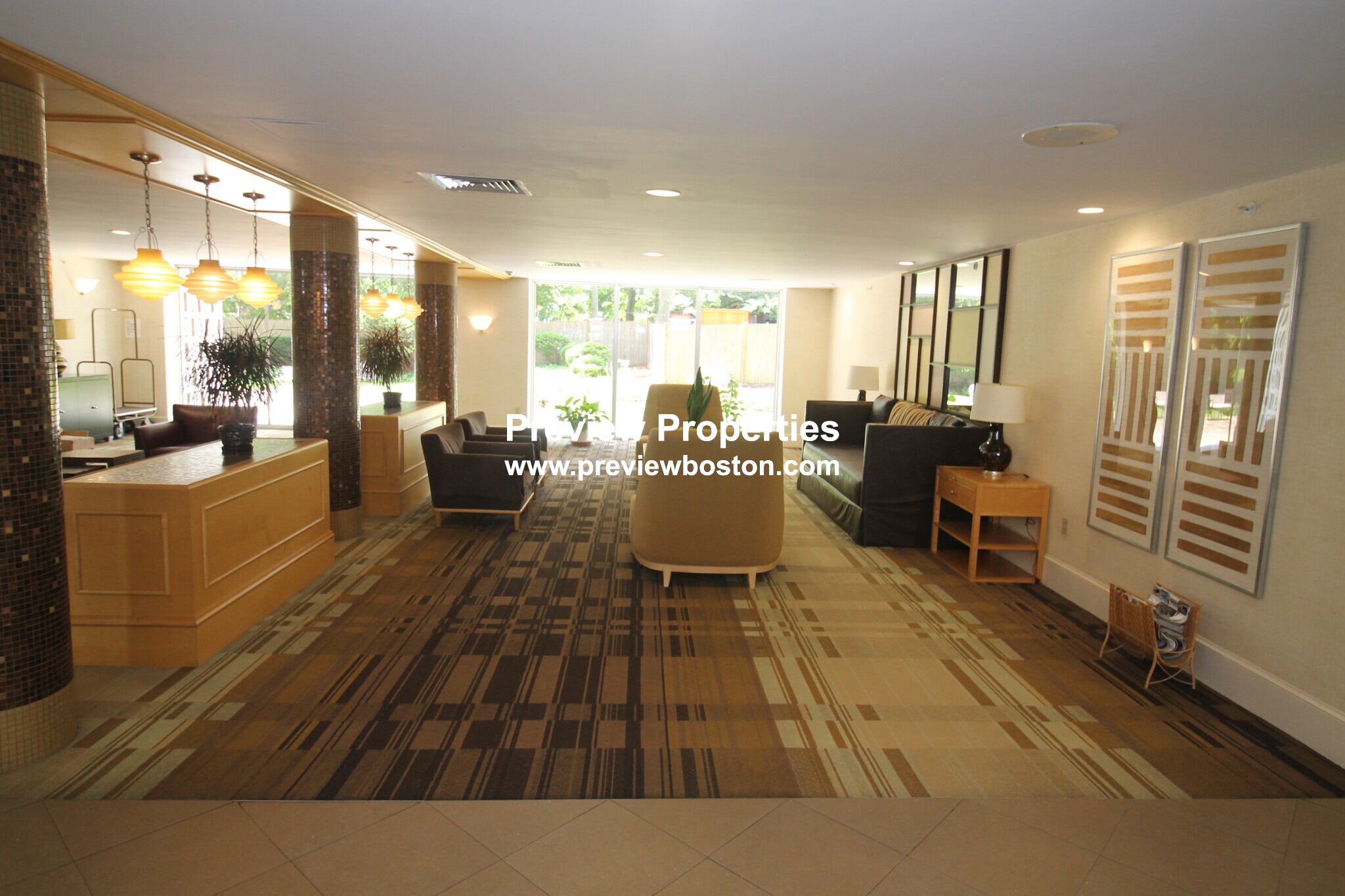 101 Monmouth St, Longwood