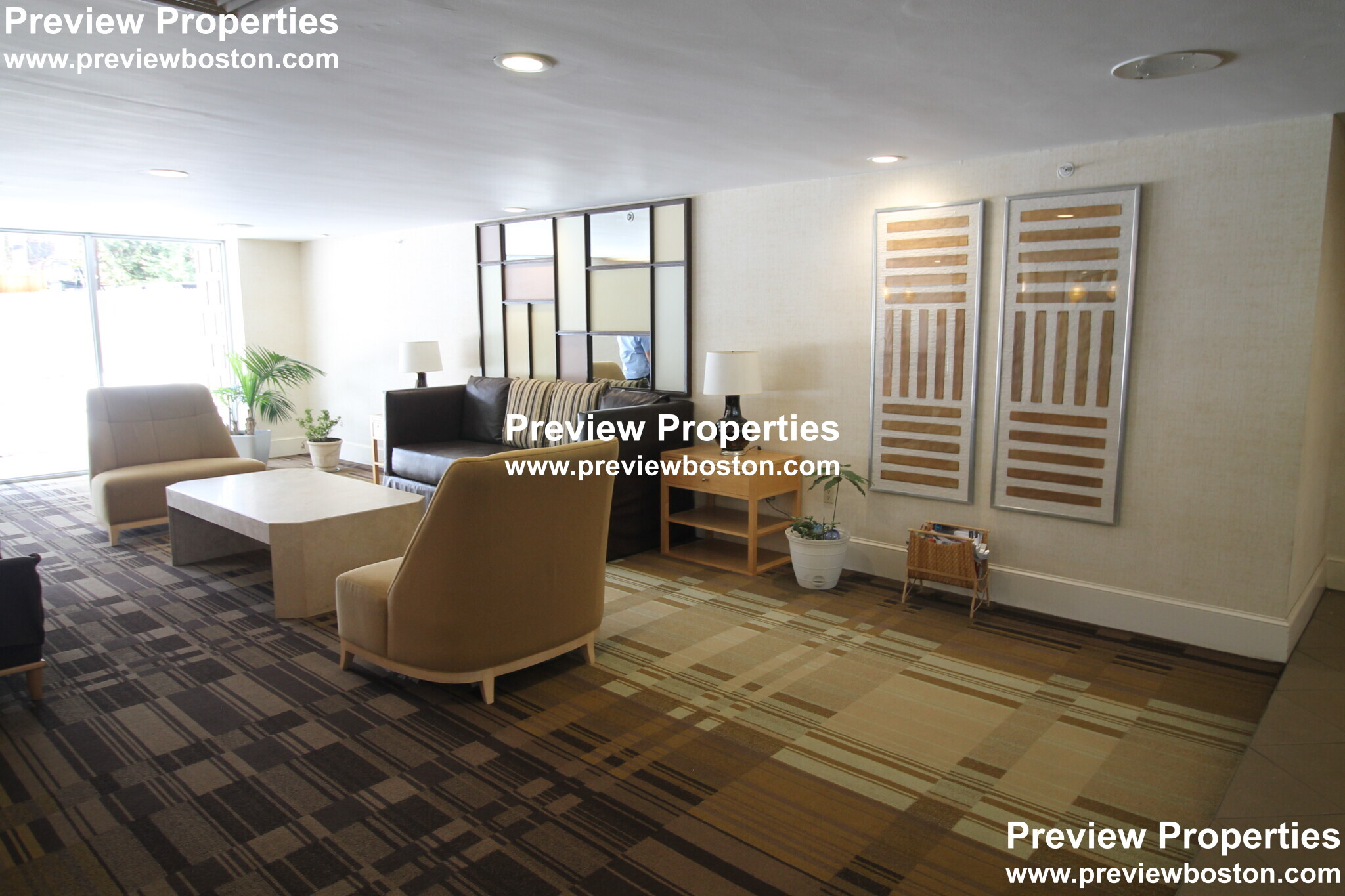 101 Monmouth St, Longwood