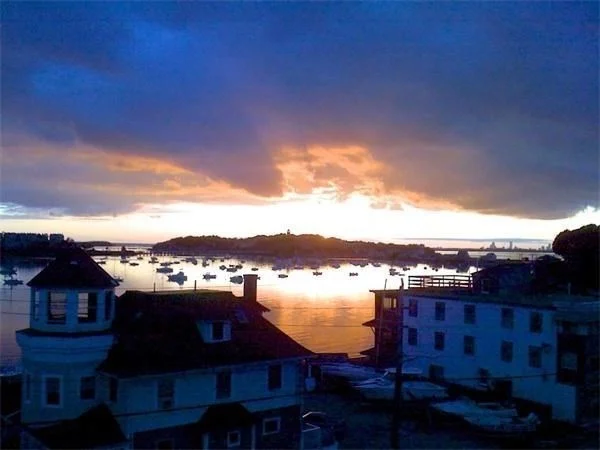 842 Nantasket Ave, The Alphabets