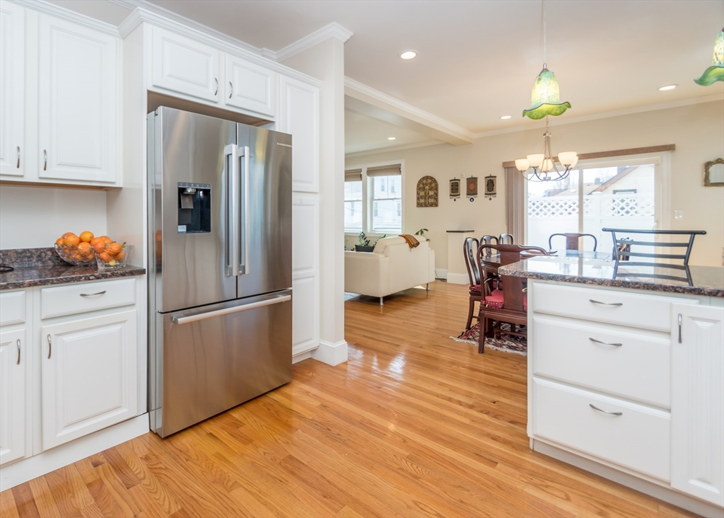 43 Hammond St, Waltham