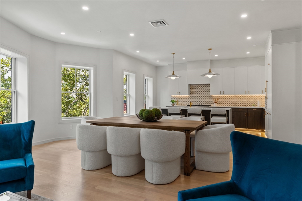 6 Claflin Rd, Aspinwall Hill