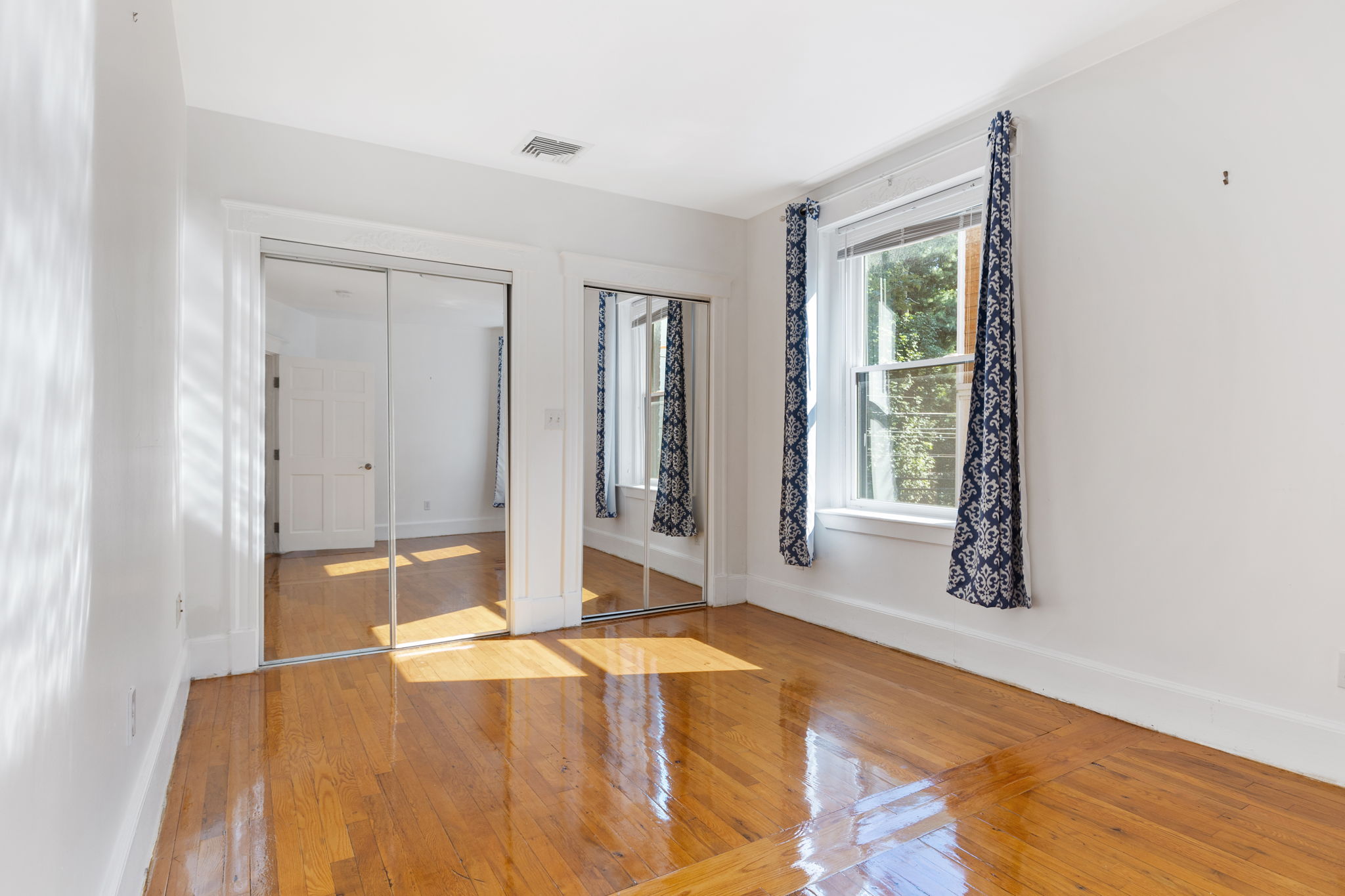 42 Cameron St, Boylston Street