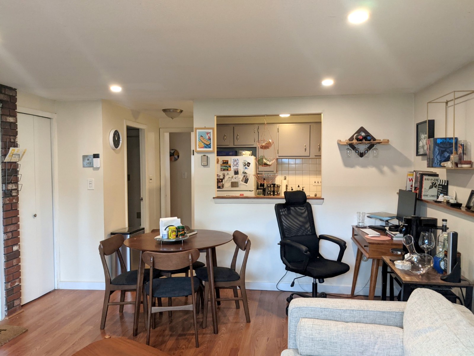 102 Alpine St, Powder House Square