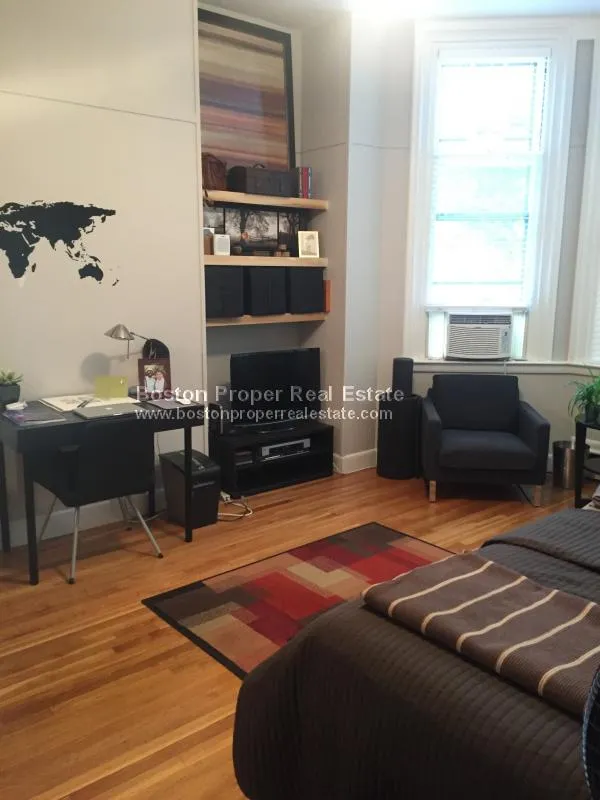 274 Marlborough St, Back Bay