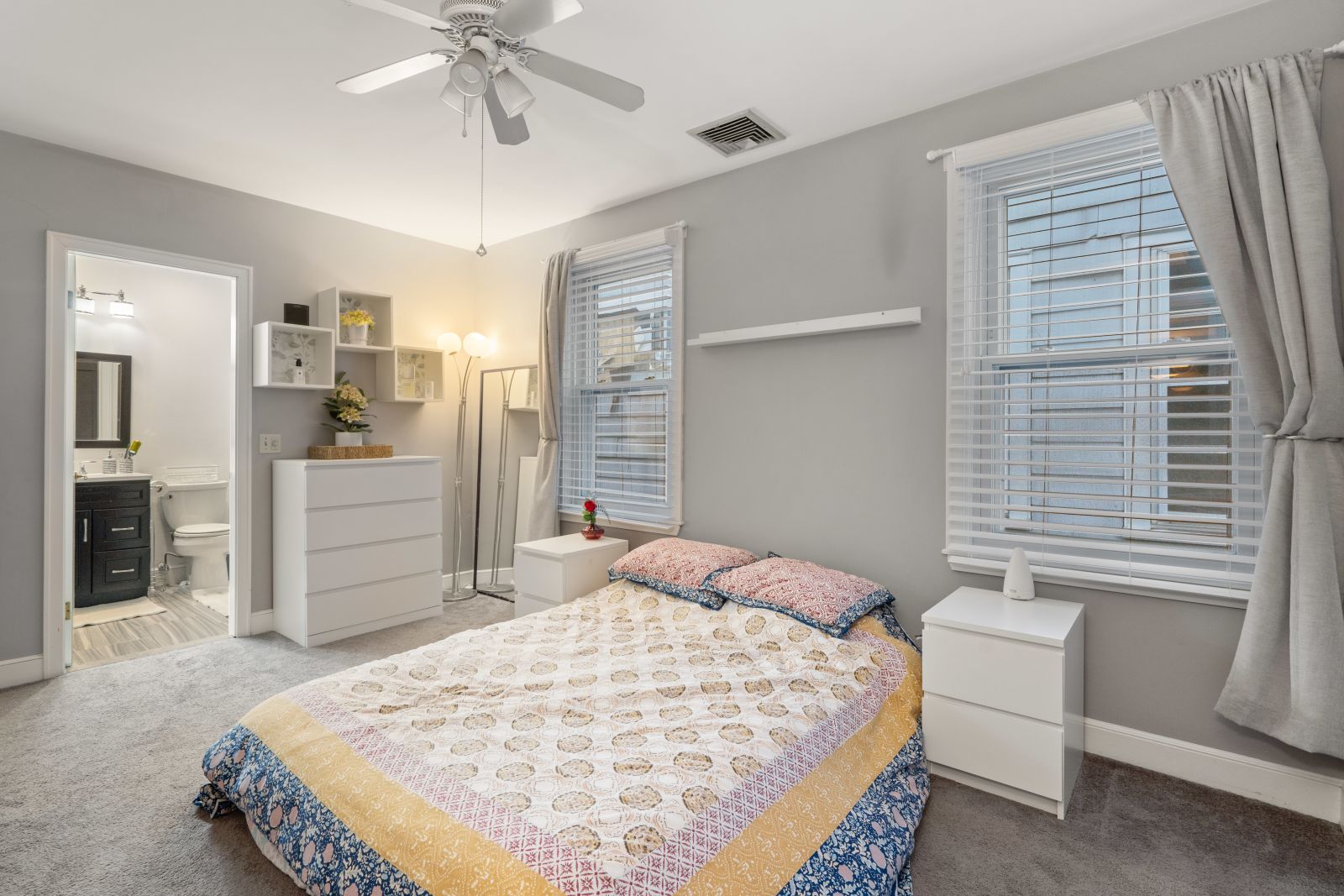 2 bed, 2 bath apartment for rent at 912 E 4th St Unit 2, South Boston — photo 16 of 28