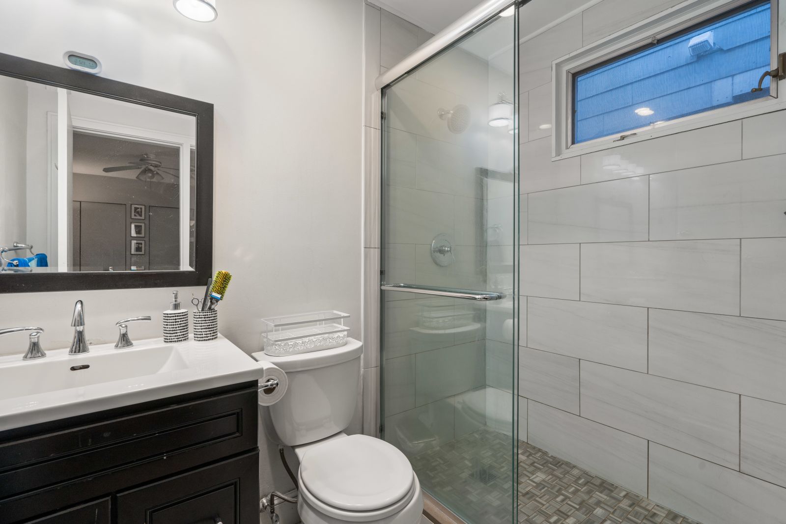 2 bed, 2 bath apartment for rent at 912 E 4th St Unit 2, South Boston — photo 20 of 28