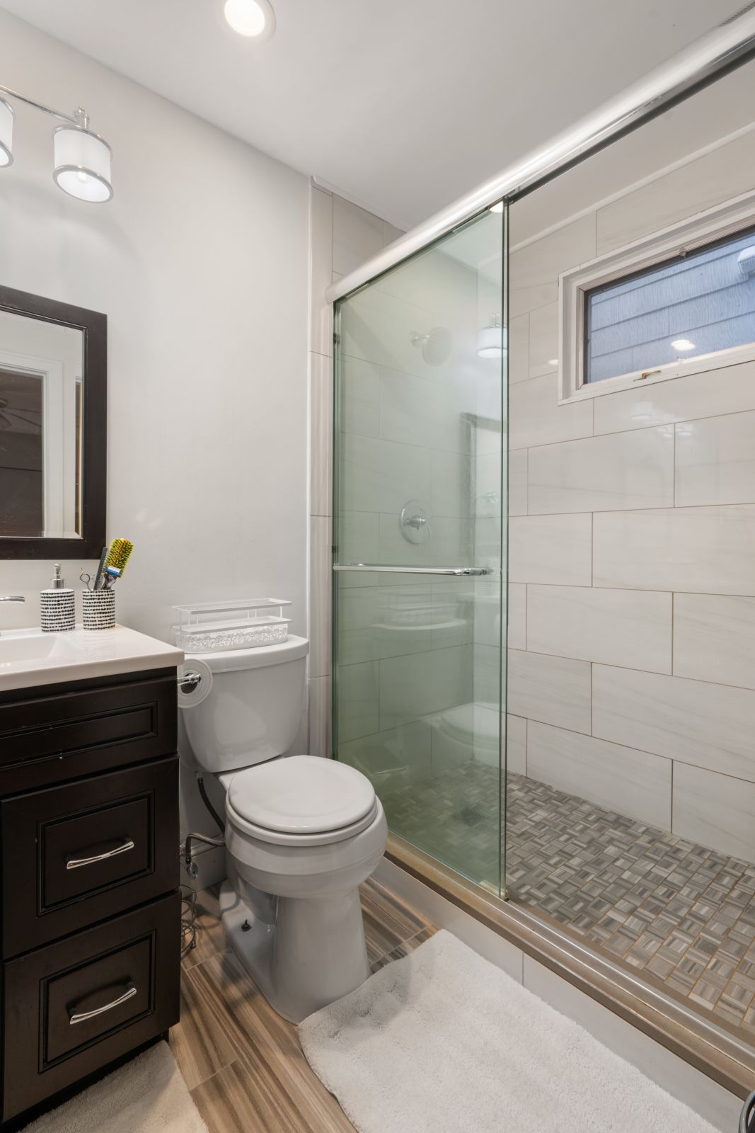 2 bed, 2 bath apartment for rent at 912 E 4th St Unit 2, South Boston — photo 21 of 28