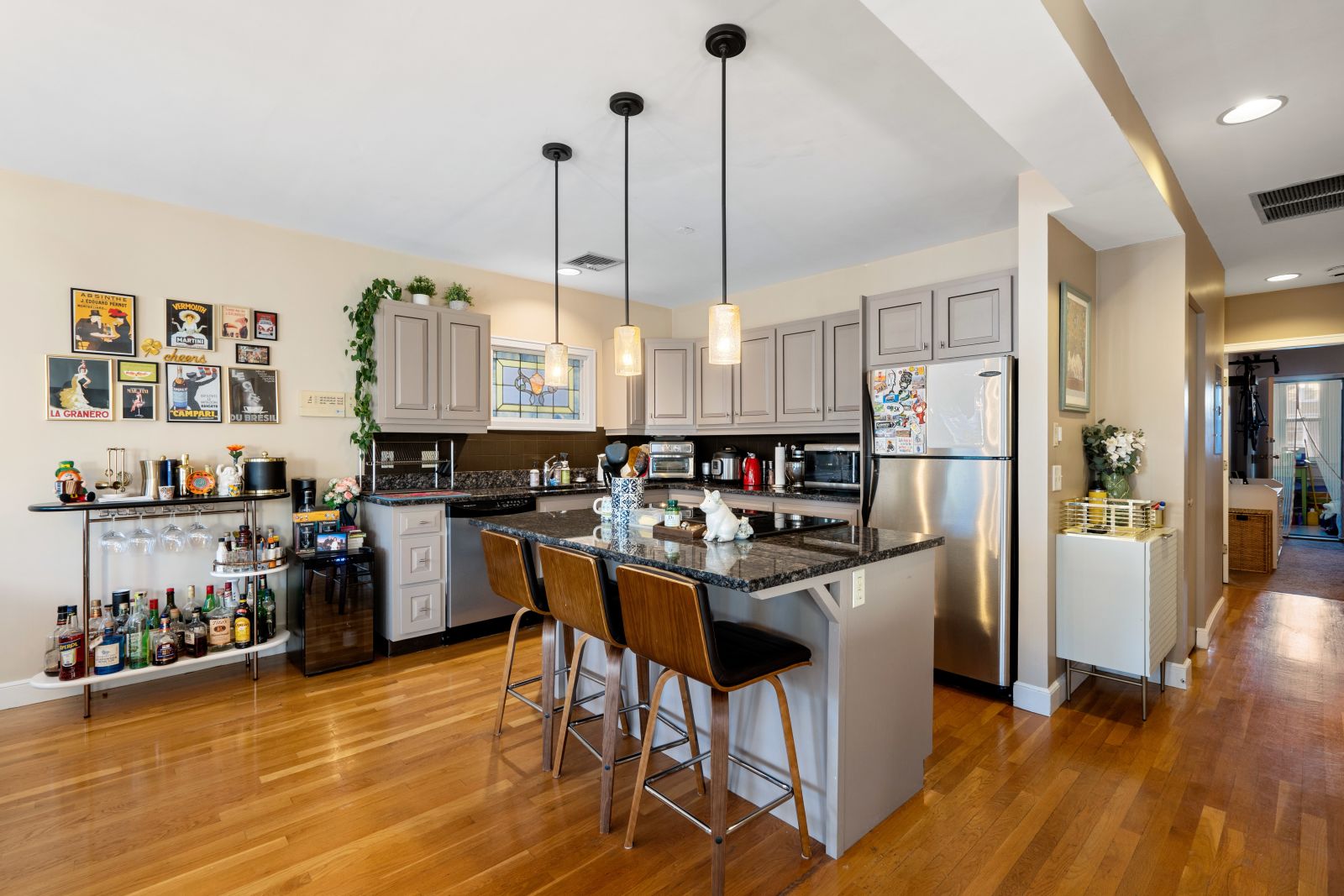 2 bed, 2 bath apartment for rent at 912 E 4th St Unit 2, South Boston — photo 1 of 28