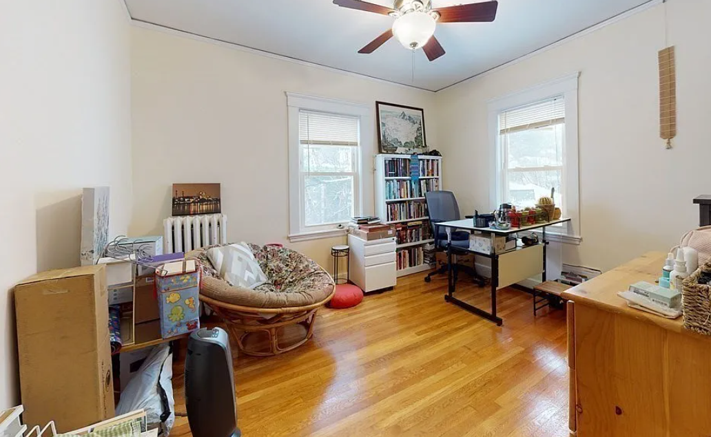 4 Field Rd, Arlington