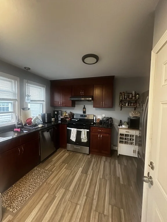 100 Colby Rd, Quincy
