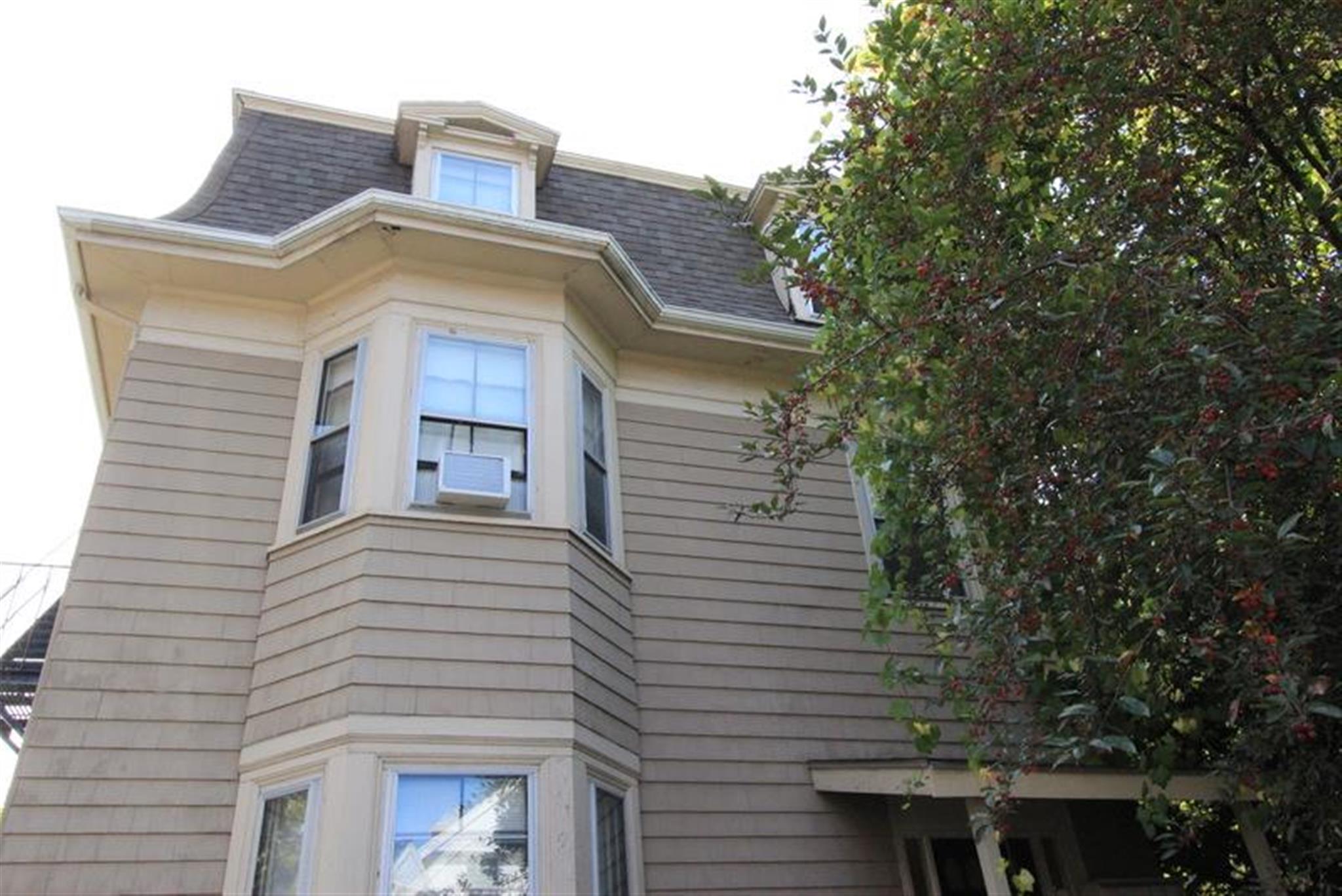 1 bed, 1 bath apartment for rent at 378 Harvard St Unit Cambridge, Harvard Square — photo 10 of 11