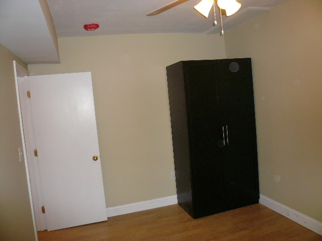 1064 Beacon St, Brookline