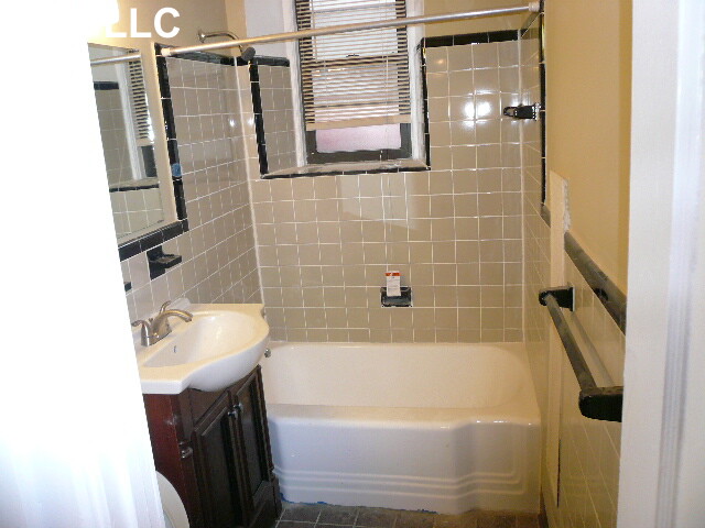 1064 Beacon St, Brookline