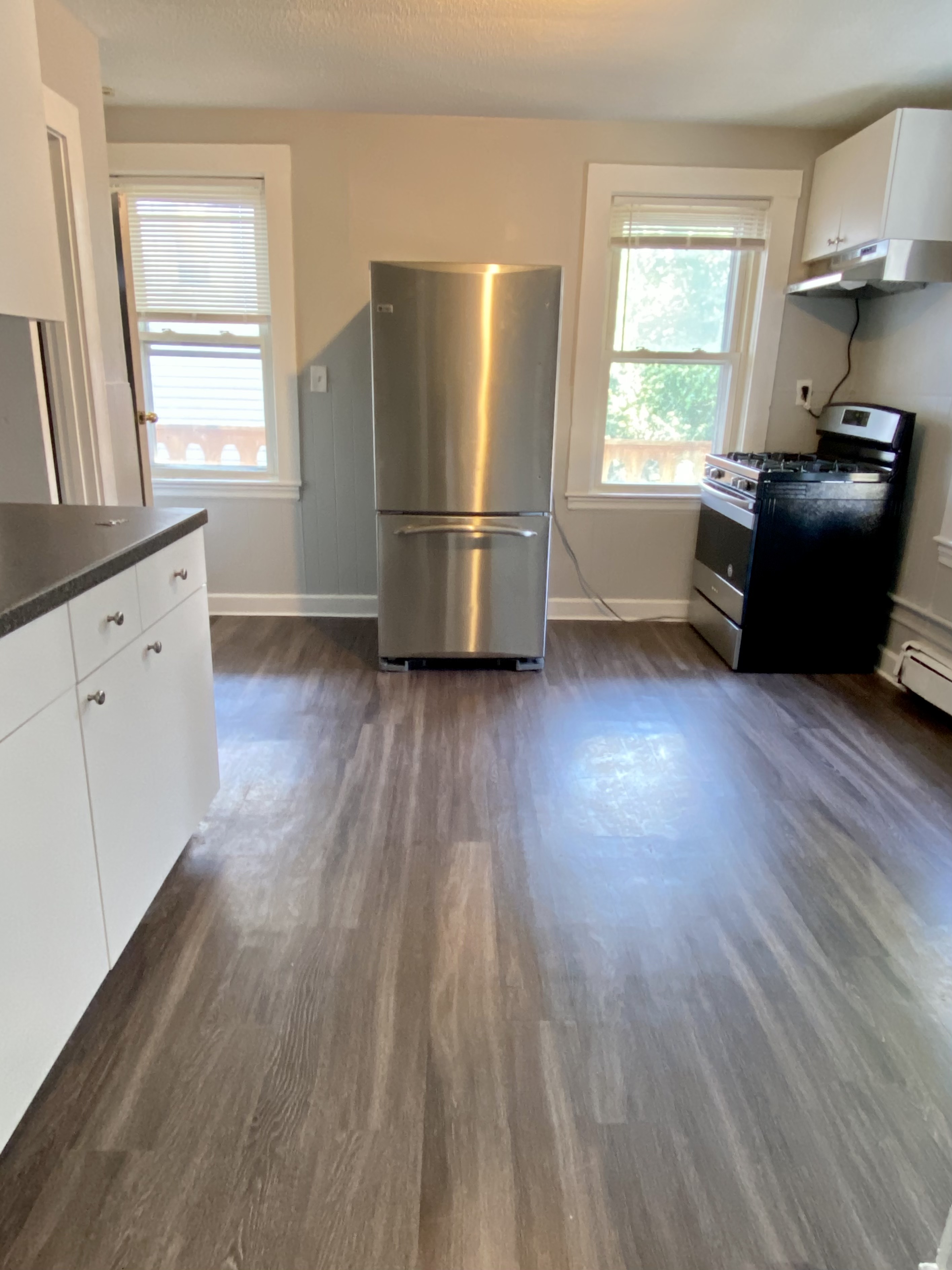 1.5 bed, 1 bath apartment for rent at 15 Shurtleff St Unit 3, Chelsea — photo 4 of 6