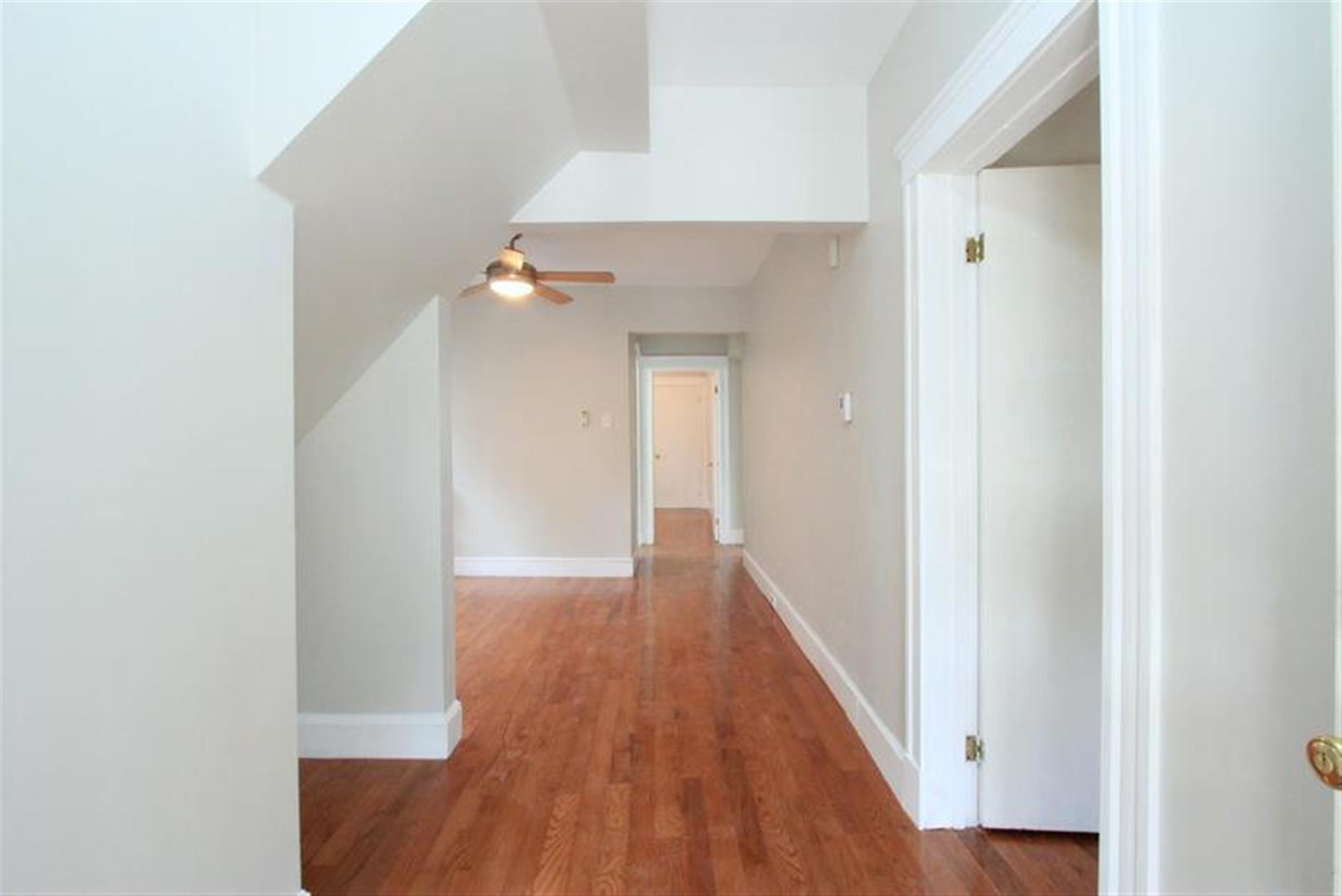3 bed, 1 bath apartment for rent at 121 Yale St Unit 1, Medford — photo 4 of 17