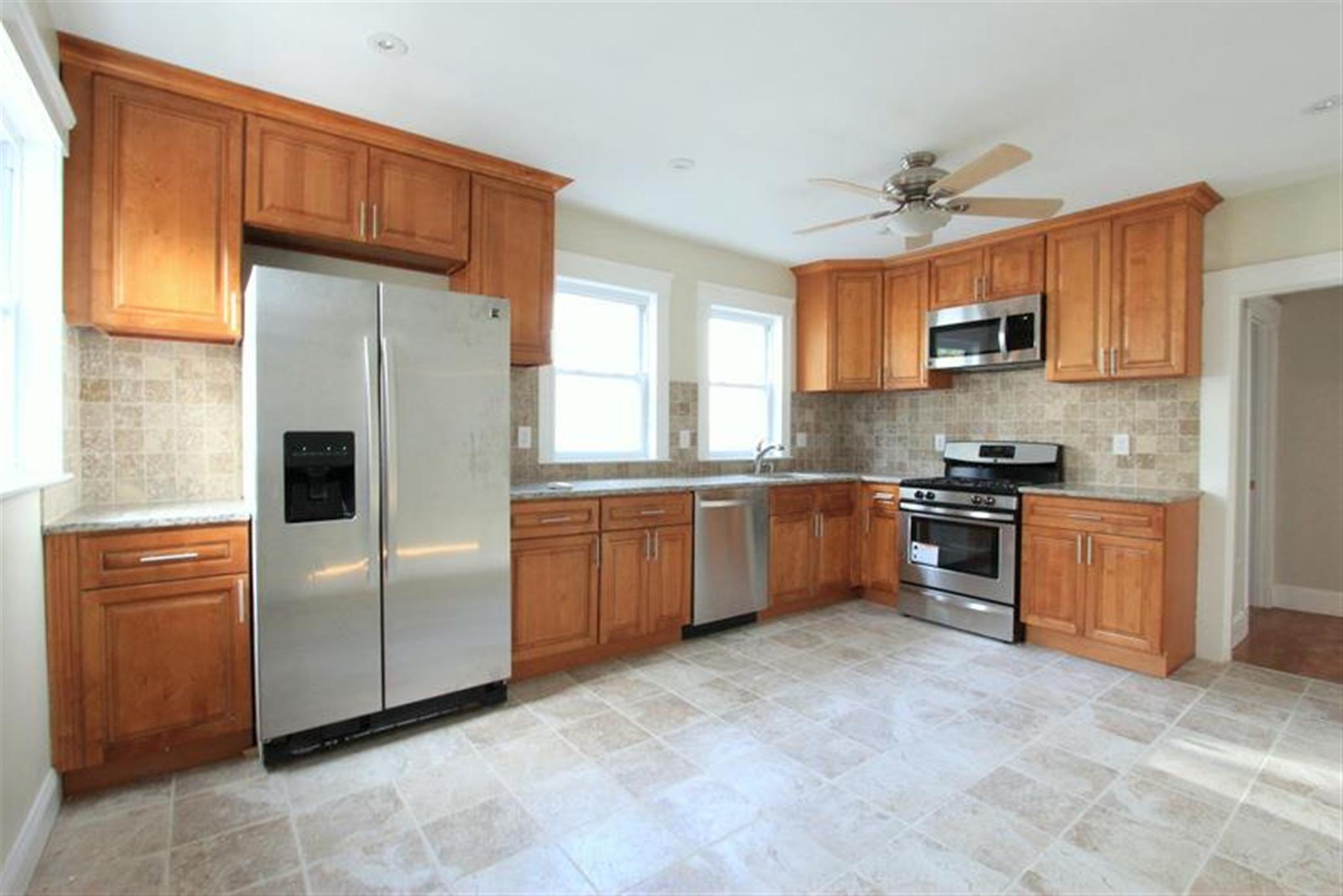 3 bed, 1 bath apartment for rent at 121 Yale St Unit 1, Medford
