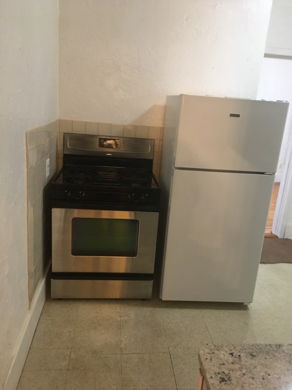 3 bed, 1 bath apartment for rent at 1-4 Adella Pl Unit 1, Allston — photo 5 of 9