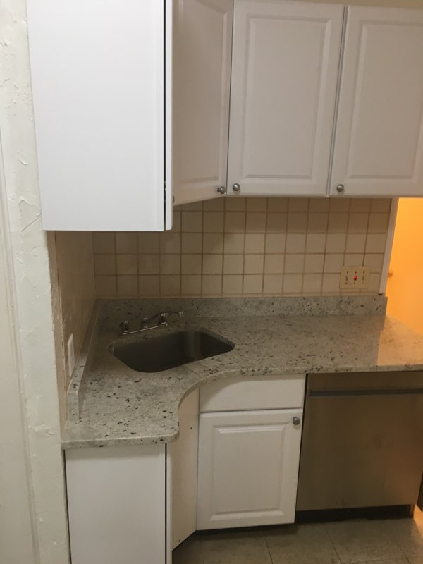3 bed, 1 bath apartment for rent at 1-4 Adella Pl Unit 1, Allston — photo 6 of 9