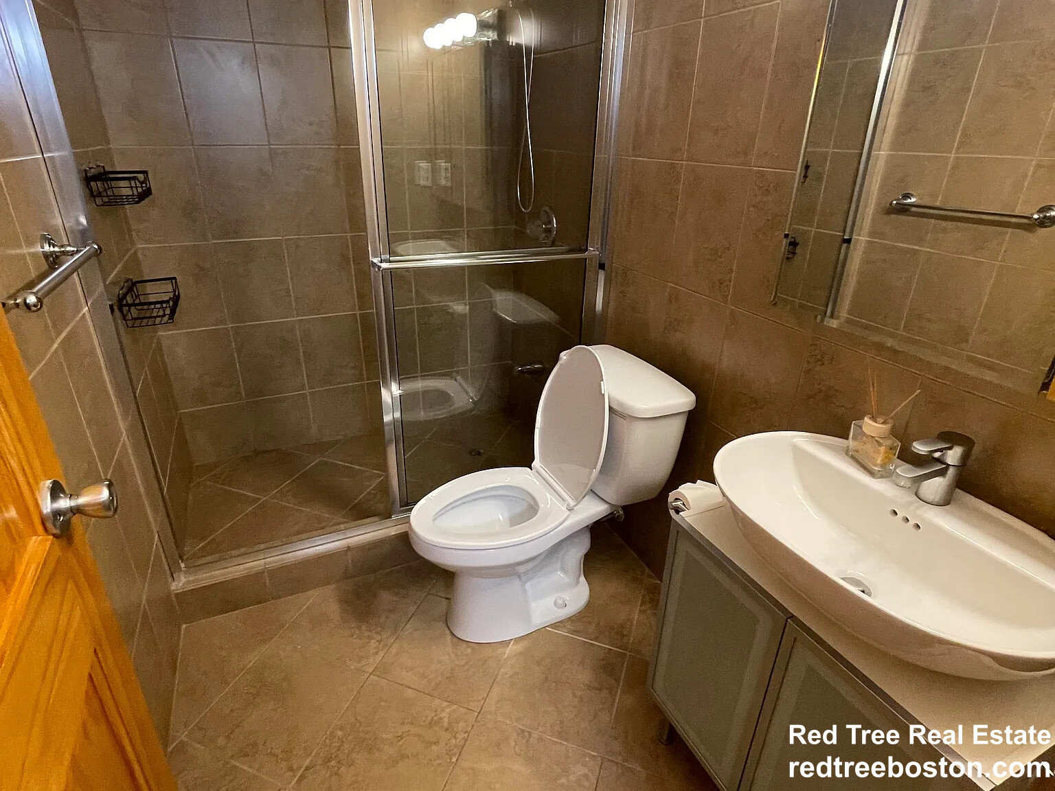 50-56 Broadlawn Park, Chestnut Hill