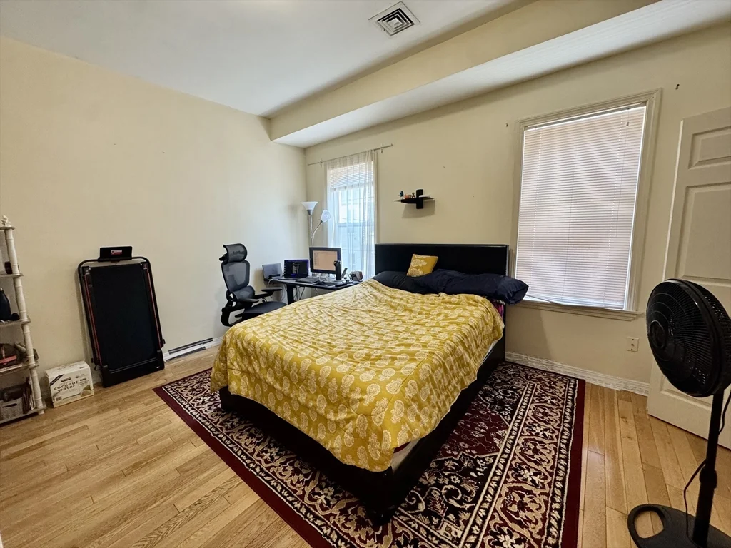 22 Elmore St, Roxbury