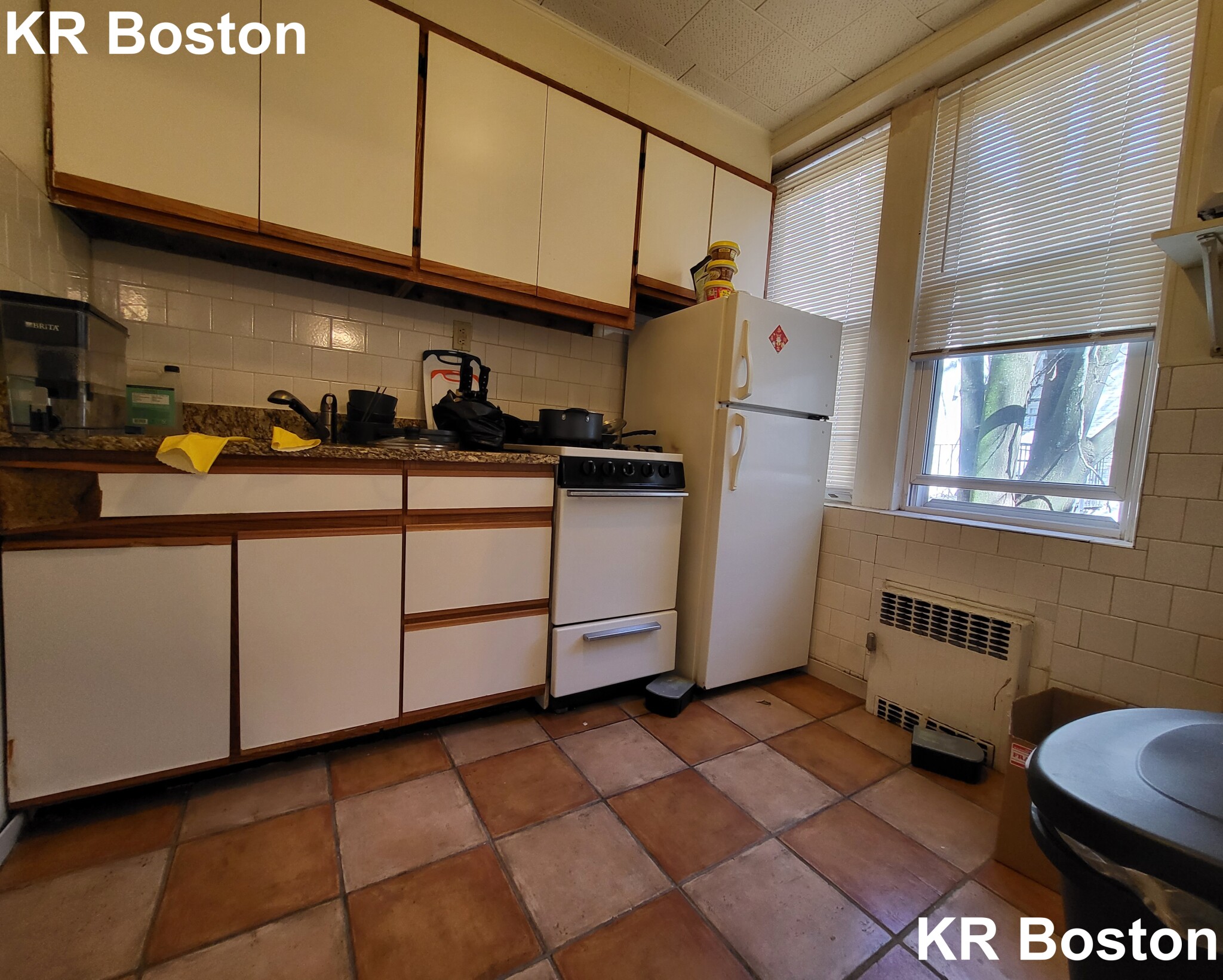2 bed, 1 bath apartment for rent at 103 Gordon St Unit 8, Brighton — photo 2 of 3