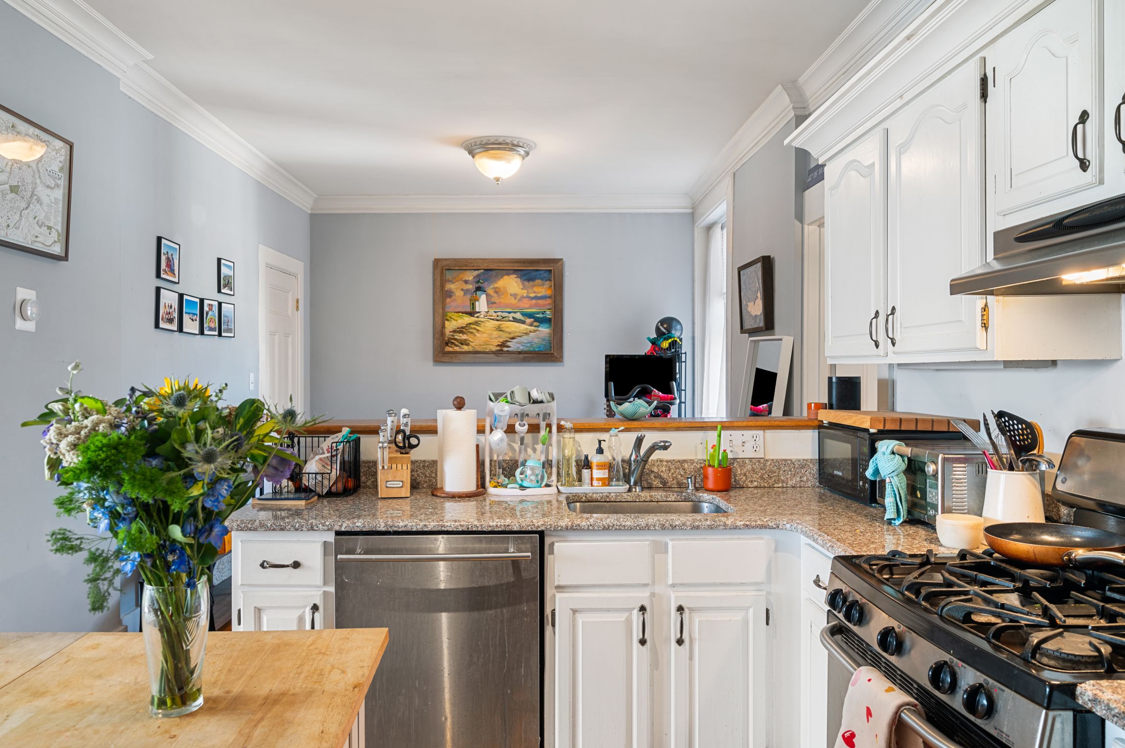 2 bed, 1 bath apartment for rent at 2 Pearl St Unit 14, Charlestown — photo 11 of 20
