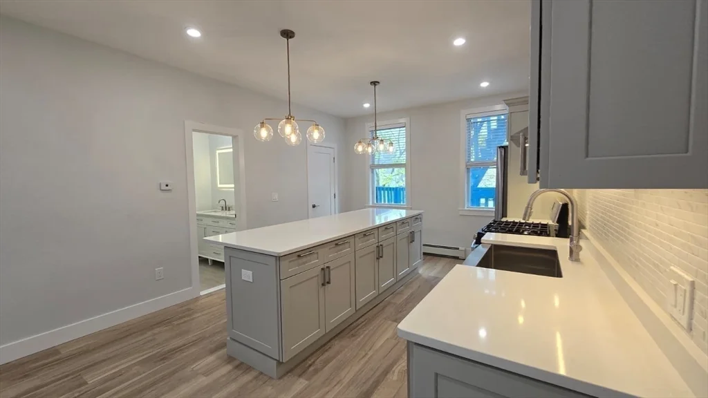 53 West Eagle St, Eagle Hill