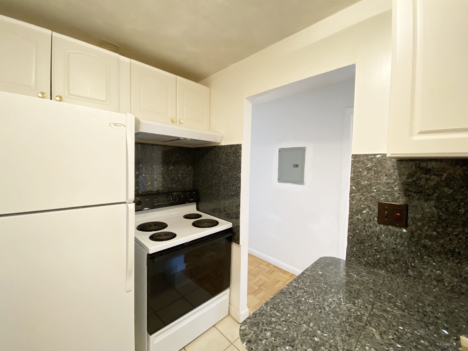 2 bed, 1 bath apartment for rent at 1030 Bennington Unit 9, East Boston — photo 7 of 13