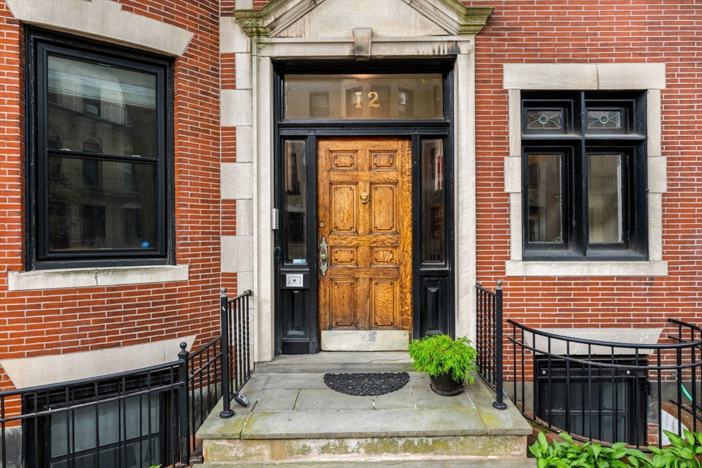 12 Keswick St, Fenway