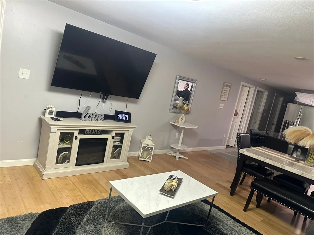 185B Park St, Lawrence