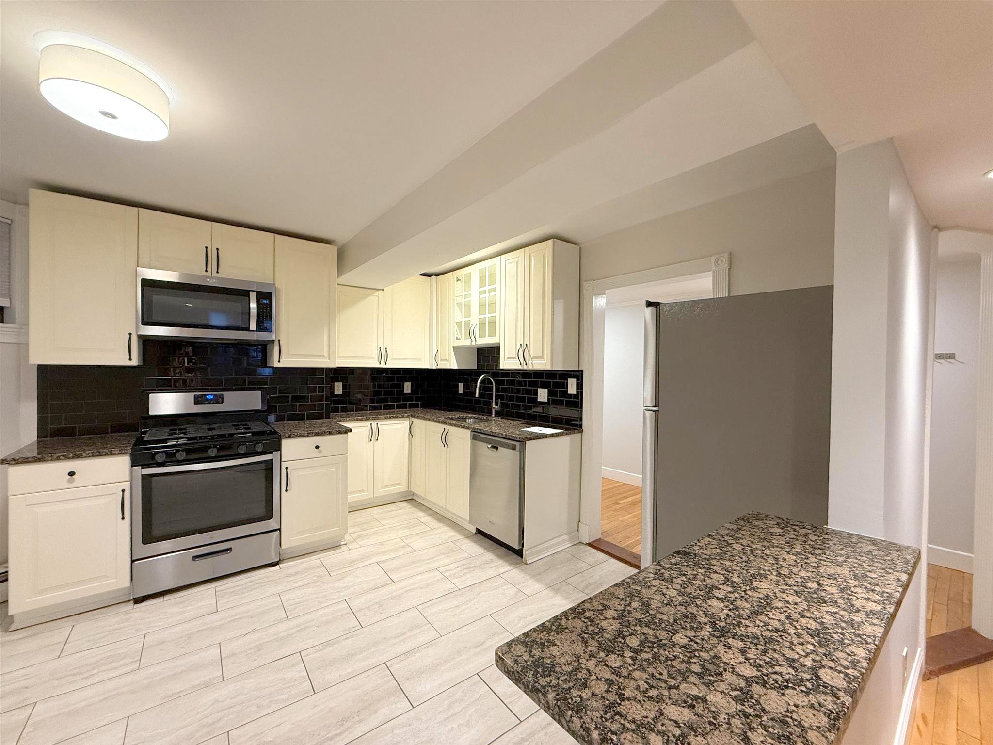 15 Trowbridge St, Mid-Cambridge