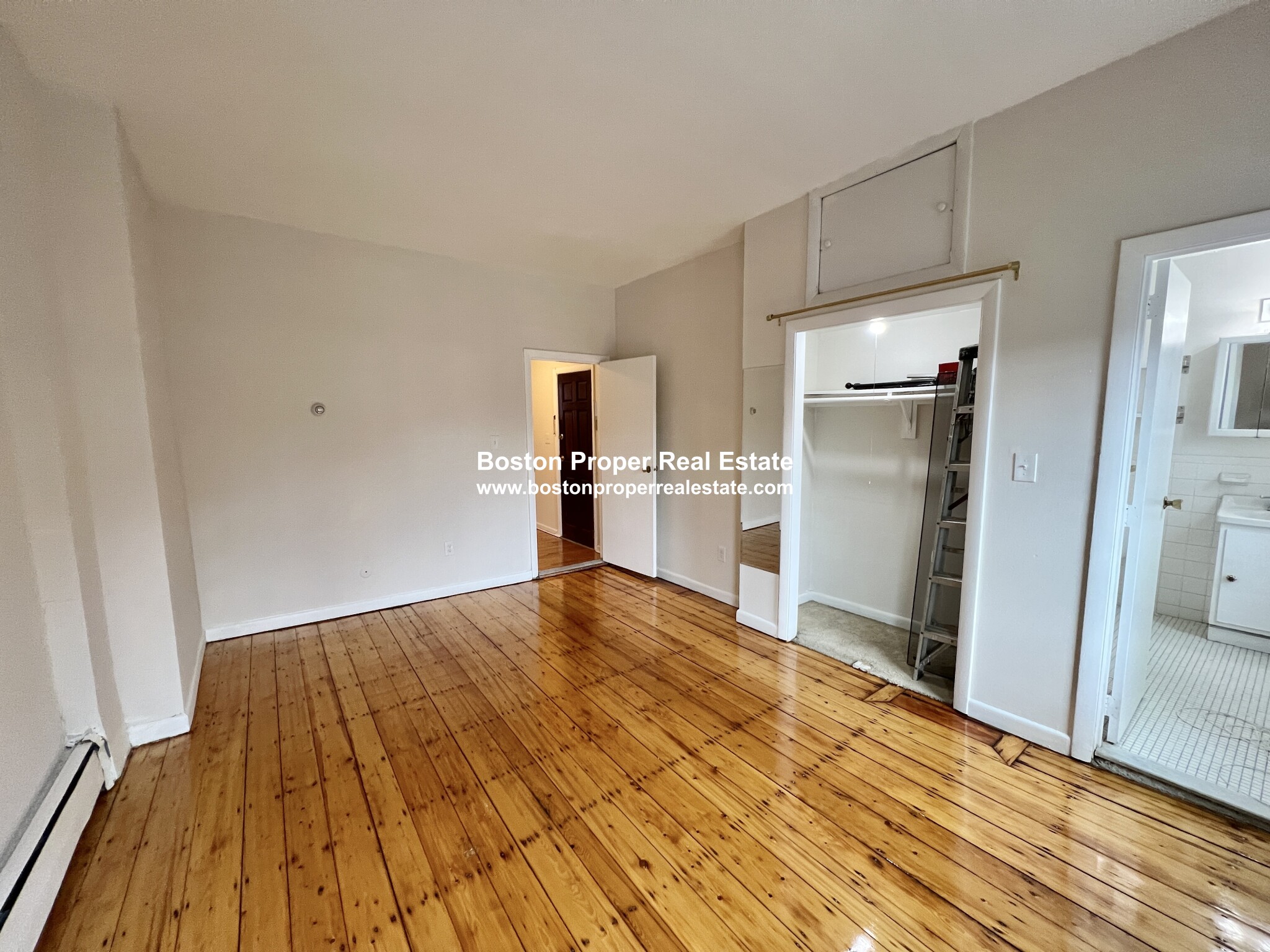 104 Saint Botolph St, Back Bay