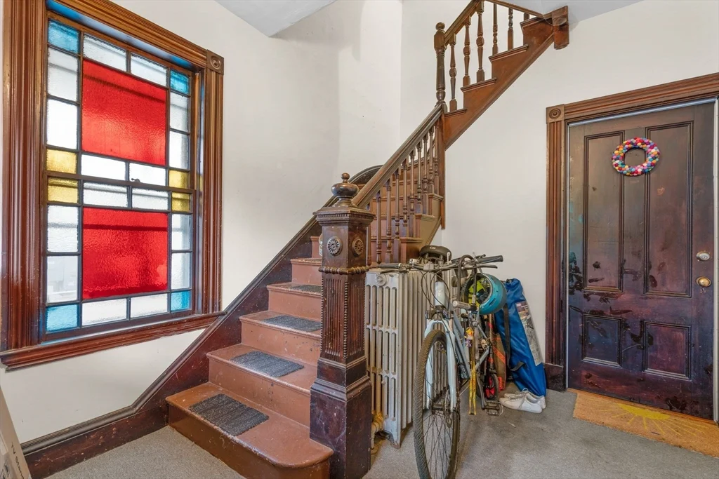 5 Wenham St, Jamaica Plain