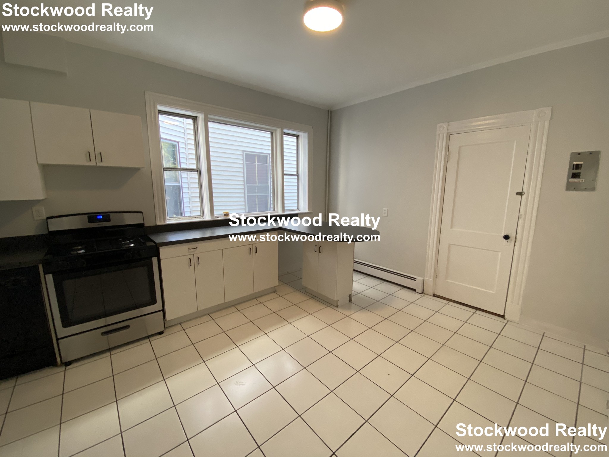 4 bed, 1 bath apartment for rent at 632 Dorchester Ave Unit 2, South Boston — photo 2 of 30