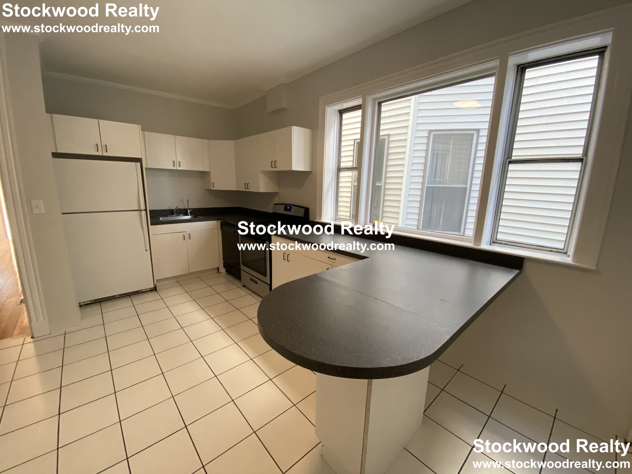 4 bed, 1 bath apartment for rent at 632 Dorchester Ave Unit 2, South Boston — photo 1 of 30