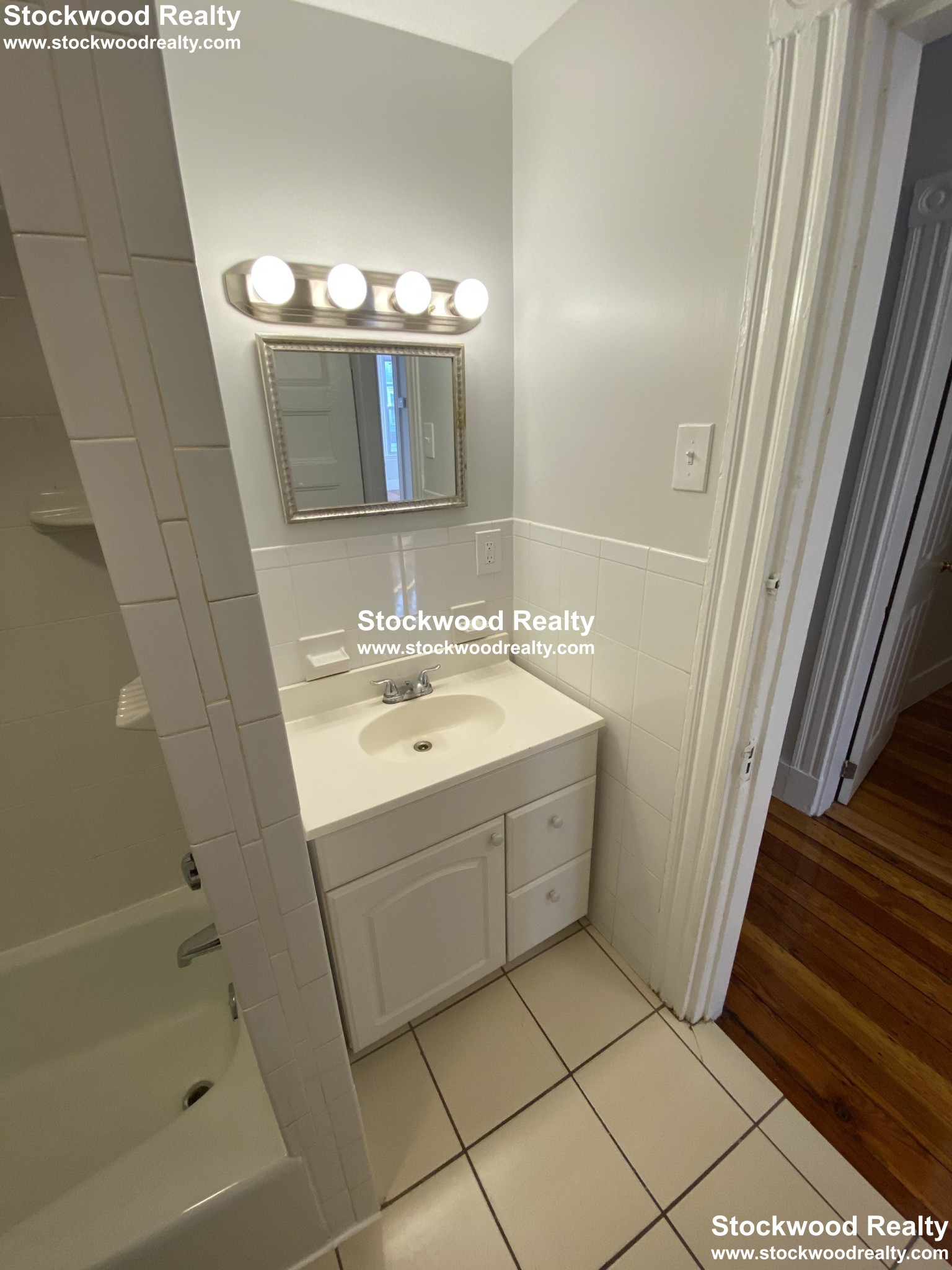 4 bed, 1 bath apartment for rent at 632 Dorchester Ave Unit 2, South Boston — photo 25 of 30