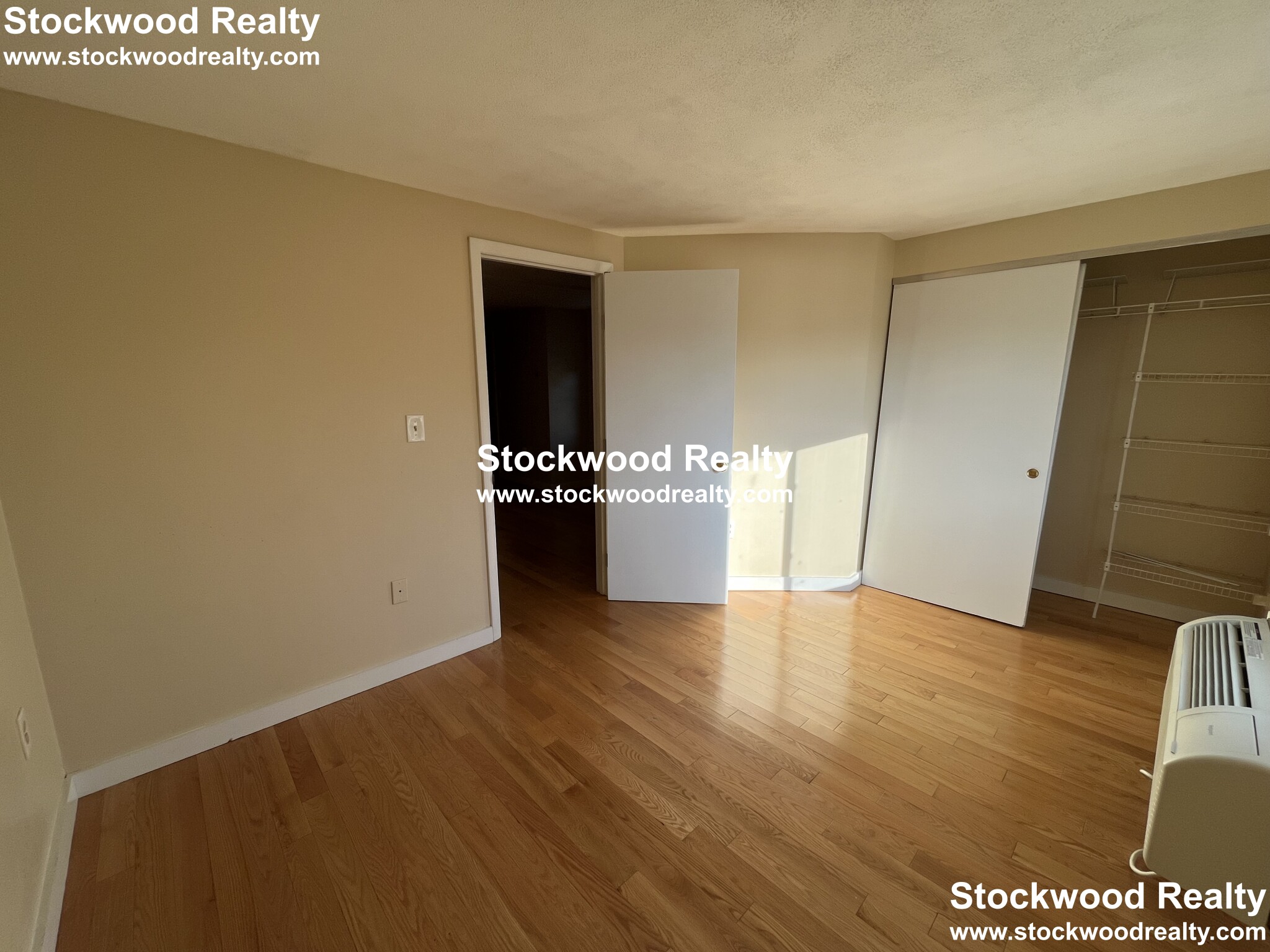 385 Dorchester St, South Boston