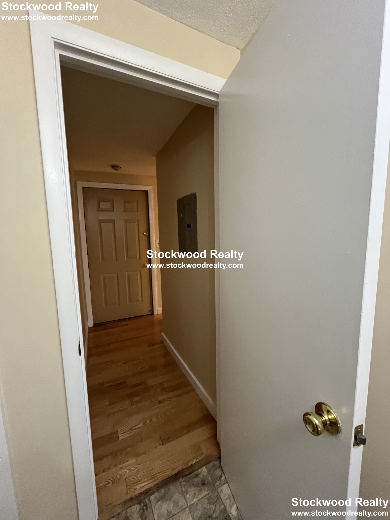 385 Dorchester St, South Boston