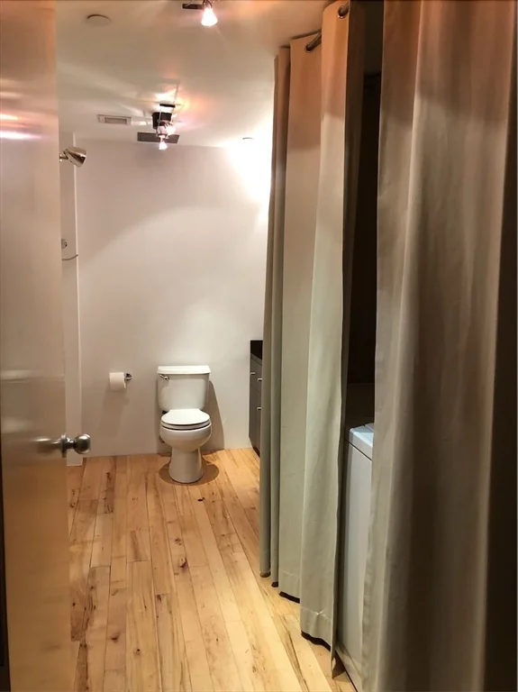 11-21 Wormwood, Seaport District