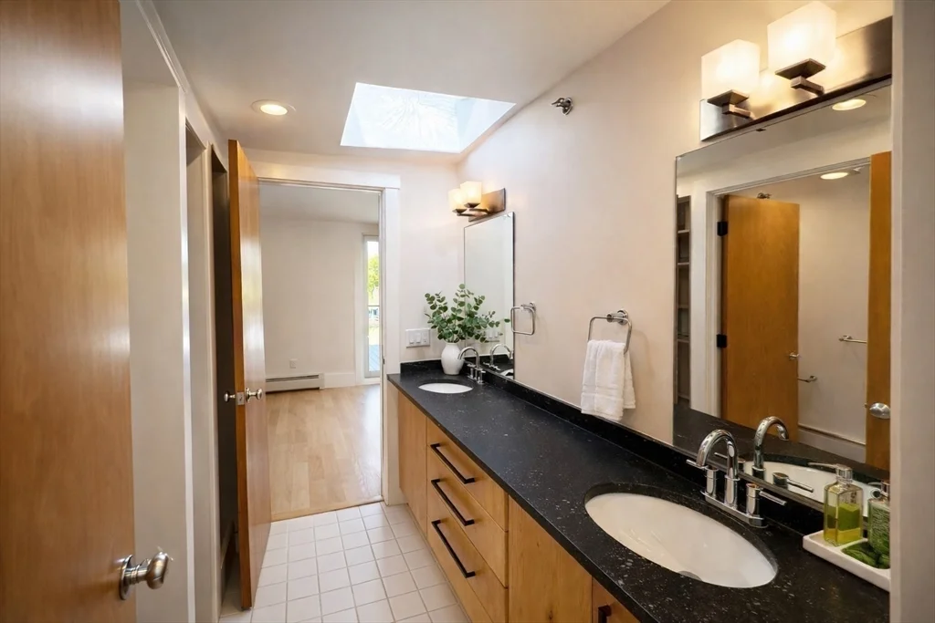 51 Market St, The Port