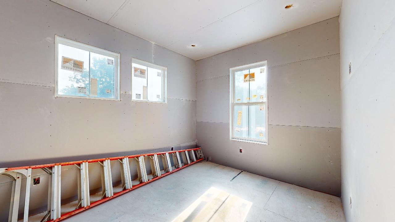 3 bed, 2 bath apartment for rent at 105 Hooker St Unit 3, Allston — photo 8 of 13