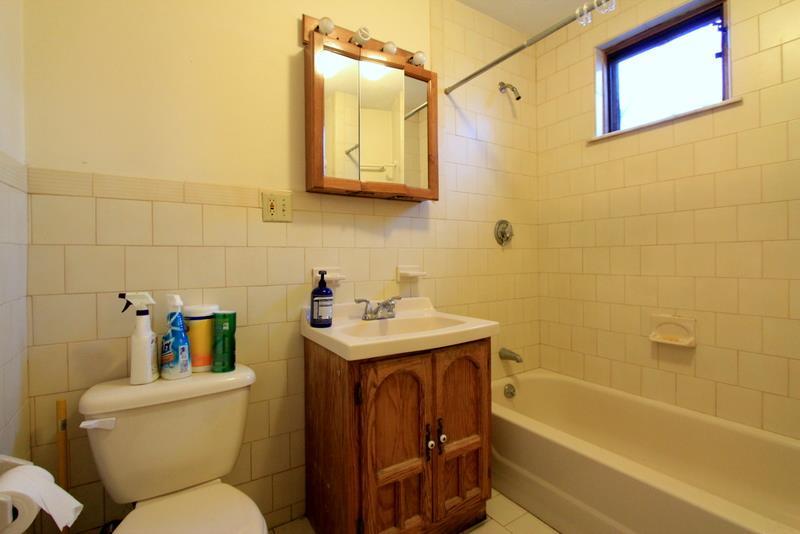 1 bed, 1 bath apartment for rent at 134 Josephine Ave Unit 1, Ball Square — photo 8 of 16