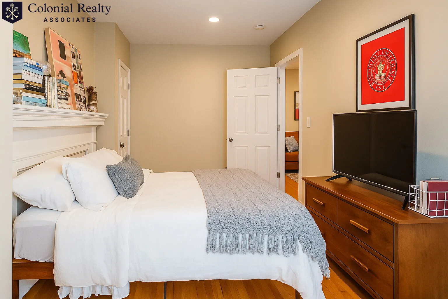 328 Saint Paul St, Brookline